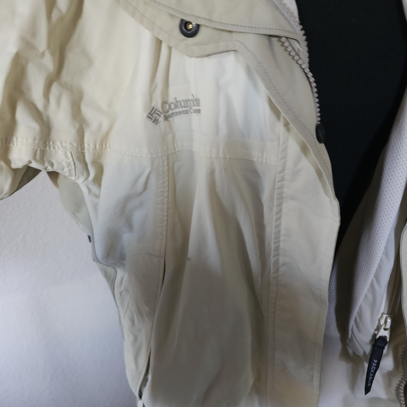 Columbia Women's Cream Jacket - Picture 7 of 7